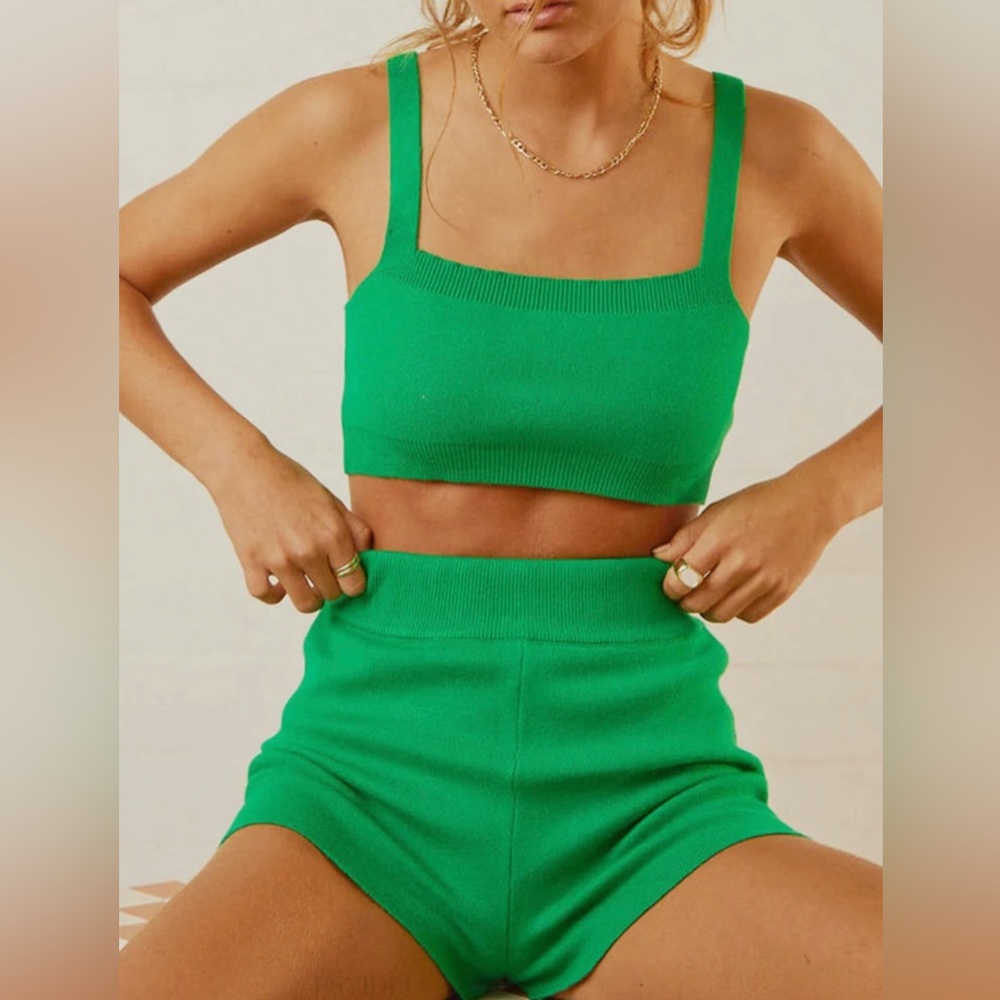 Vibrant Emerald Summer Set